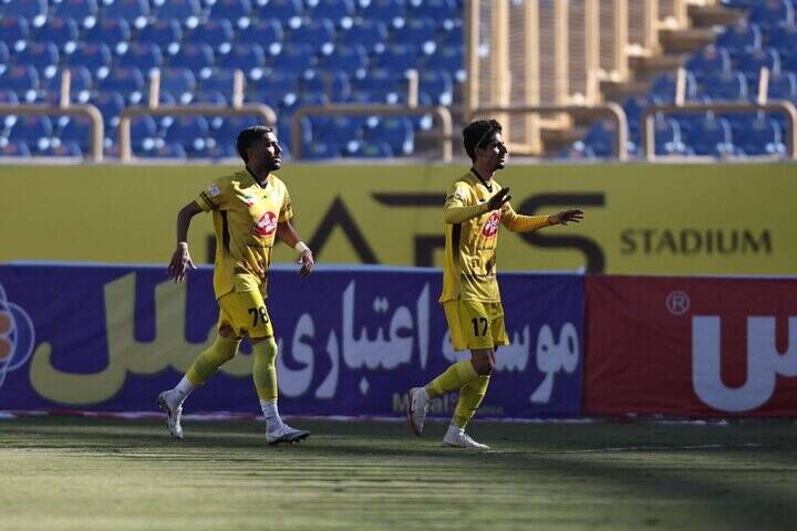 شوکِ اولین شکست به اوسمار در شیراز/ فرصت صدرنشینی پرسپولیس مُفت پرید!