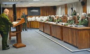 کوبا آماده ورود به وضعیت جنگی با آمریکا شد