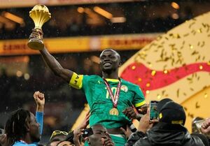 تمجید‌ها از سادیو مانه؛ ستاره‌ای که آبروی فوتبال آفریقا را خرید