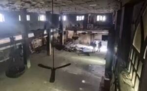 آنچه در شب آشوب بر مسجد ۱۰۰ ساله شیراز گذشت