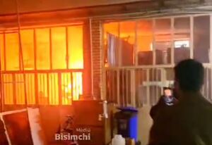 لحظه حمله اغتشاشگران به مسجد امام حسن عسکری دزفول