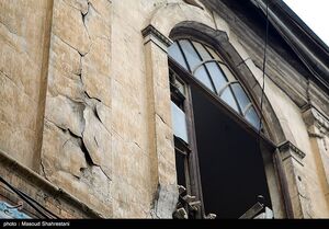 ماجرای تخلیه ۲ ساختمان تجاری در خیابان جمهوری