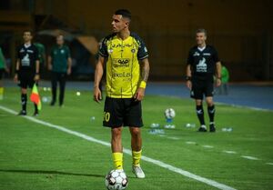 غیر از یک ستاره، همه خارجی‌های سپاهان برگشتند