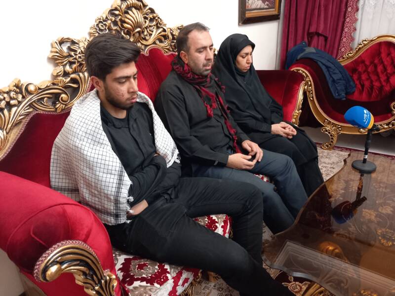 روایت بسیجی ۱۶ ساله که از پشت هدف تیر قرار گرفت +عکس