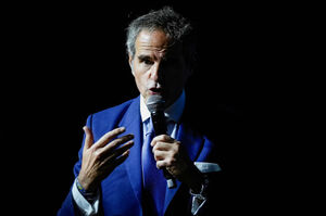 گروسی: ایران باید وارد تعامل با آژانس شود!