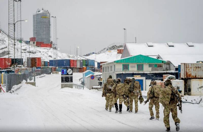 دستور آماده‌باش به نیروهای دانمارکی برای مقابله با حمله احتمالی آمریکا به گرینلند