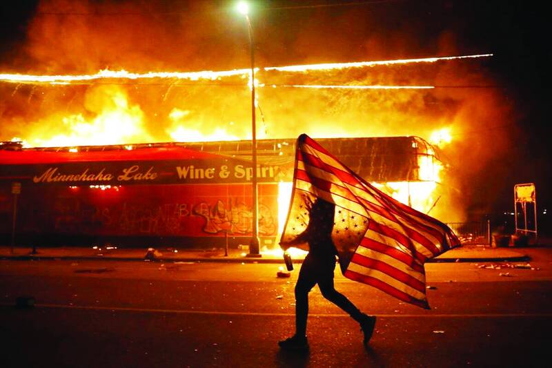  فتنه آمریکایی را بشناسید