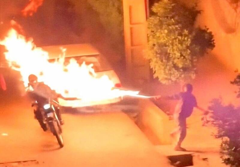 ارز،ترجيحي،آب،دولت،ظريفيان،خشونت،اصفهان،انتقال،دست،تخصيص،گوش ...