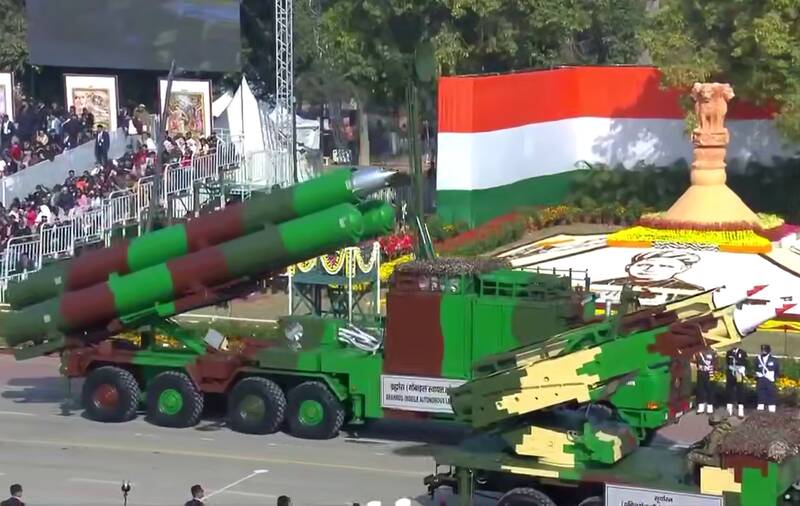  نمایش قدرت نظامی هند در رژه روز جمهوری