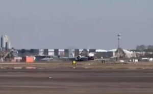 فرود خطرناک هواپیمای تحقیقاتی ناسا