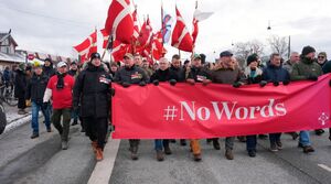 تجمع اعتراضی کهنه سربازان دانمارک مقابل سفارت آمریکا در کپنهاگ