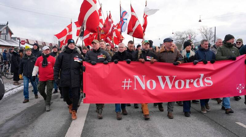 دانمارك،آمريكا،دانماركي،رزمي