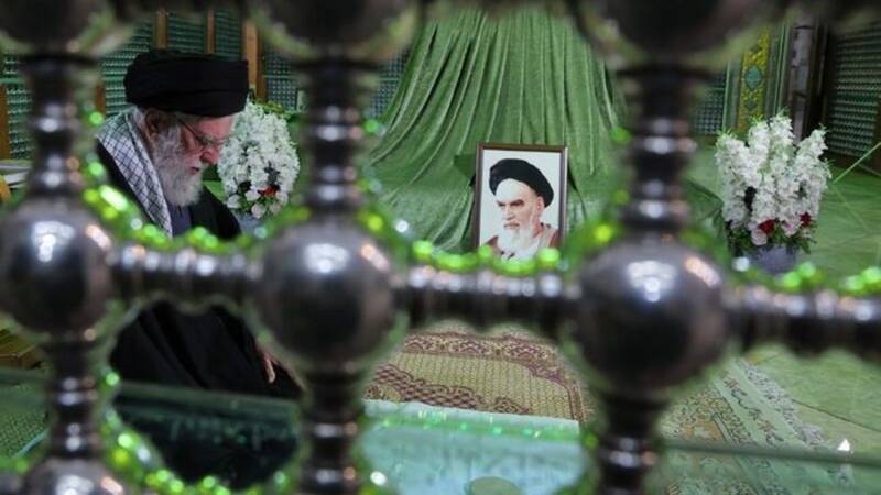 خداي،ابرقدرتها،مداح