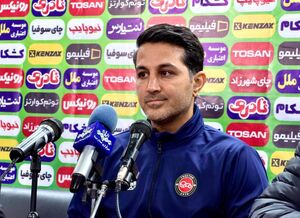 مربی تراکتور: مساوی به درد هیچ تیمی نمی‌خورد/ فقط به دنبال برد بودیم