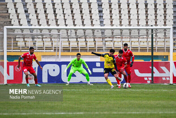 مشکل اصلی پرسپولیس و دلایل دو شکست بد/ پیشنهاد به سرمربی سرخپوشان