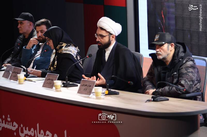 نشست خبری فیلم سینمایی «غوطه‌ور» در نخستین روز از چهل و چهارمین جشنواره فیلم فجر