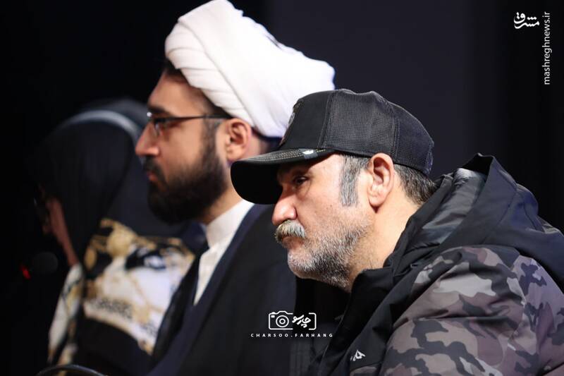 نشست خبری فیلم سینمایی «غوطه‌ور» در نخستین روز از چهل و چهارمین جشنواره فیلم فجر