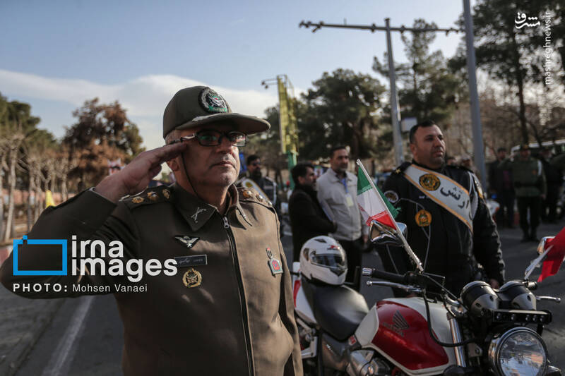 عکس/ رژه موتور سواران در سالروز ورود امام خمینی به تهران