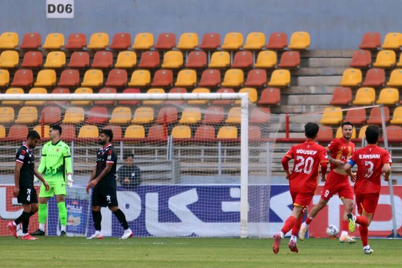 دورهمی پیرمردها در پرسپولیس؛ خونِ تازه کجاست؟