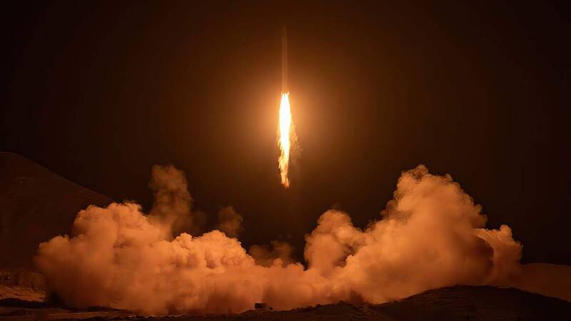 تحلیلگر عراقی: ایران غافلگیریهای زیادی برای آمریکا دارد