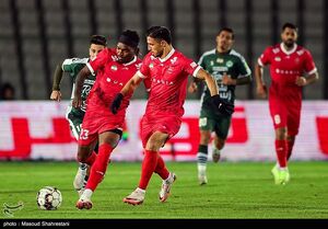 جباری:فرم بازی پرسپولیس نگران‌کننده است/این تیم هافبک بازیساز می‌خواهد