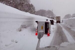 ۳۰ نفر بر اثر بارش برف سنگین در ژاپن جان باختند