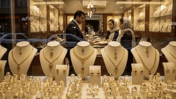 دلار،افزايش،روز،طلا،سنت،درصد،نقره،ژانويه،دوشنبه،ماه،آمريكا