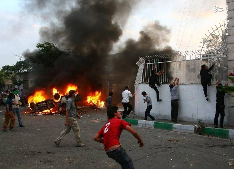 به خط کردن سران فتنه توسط تروریستها پس از پایان یک شب خونین/ آفتابی شدن سرپل منافقین پس از شکست عملیات فتح تهران! /