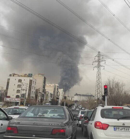 حریق گسترده یک بازارچه در جنت آباد تهران +عکس