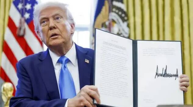 گام‌های بلند ترامپ برای قبضه کامل قدرت؛ از مصونیت تا استبداد