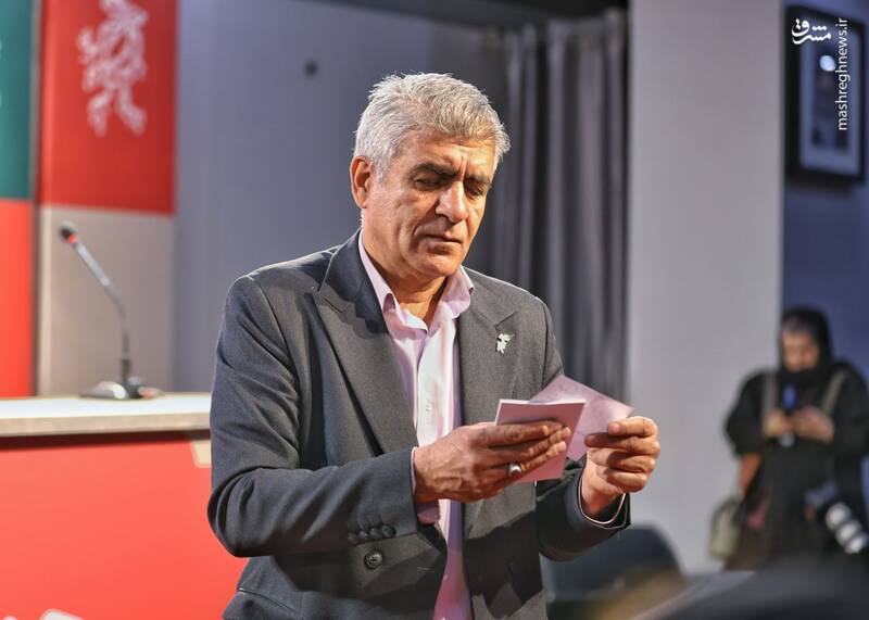 نشست خبری فیلم «مارون» در پنجمین روز از چهل و چهارمین جشنواره فیلم فجر