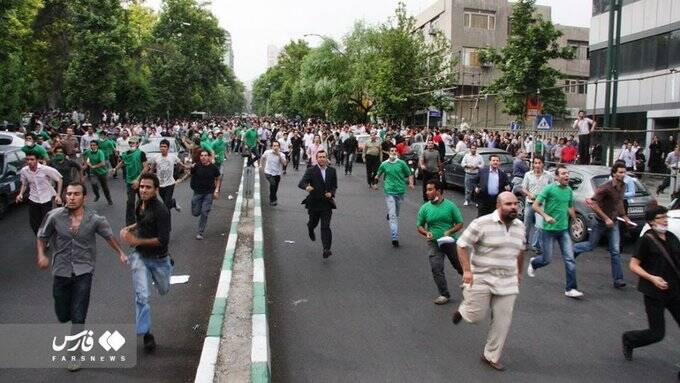 میرحسین موسوی؛ عاقبت سیاستمداری با توهمات و کینههای بی پایان +عکس