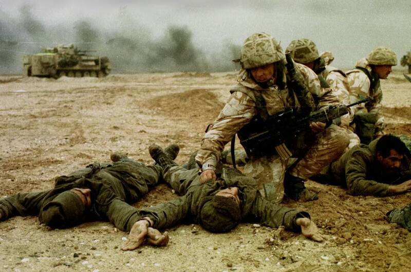 پشت پرده تهدید نظامی آمریکا علیه ایران: عملیات روانی یا واقعیت؟/ پنتاگون در محاصره بحران: پایان افسانهی بسیج ضربتی ارتش آمریکا +عکس