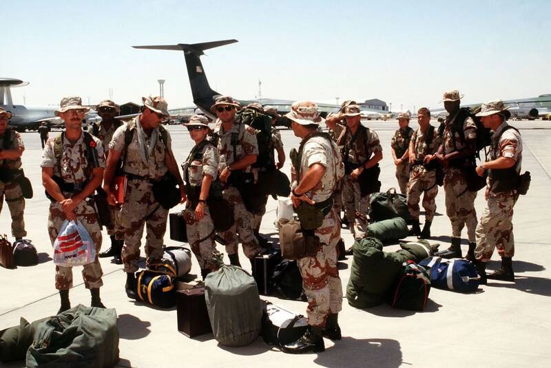 پشت پرده تهدید نظامی آمریکا علیه ایران: عملیات روانی یا واقعیت؟/ پنتاگون در محاصره بحران: پایان افسانهی بسیج ضربتی ارتش آمریکا +عکس