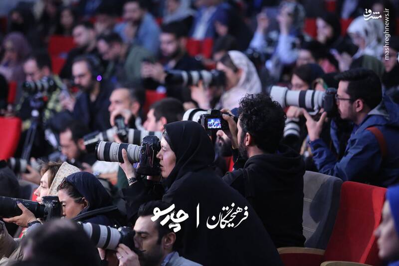 نشست خبری فیلم «بیلبورد» در ششمین روز از چهل و چهارمین جشنواره فیلم فجر