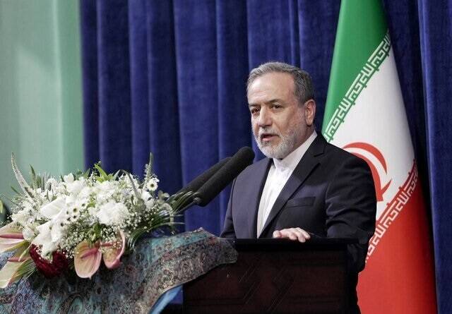  عراقچی: اقدامات رئیس جمهور آمریکا بازگشت به قانون جنگل است