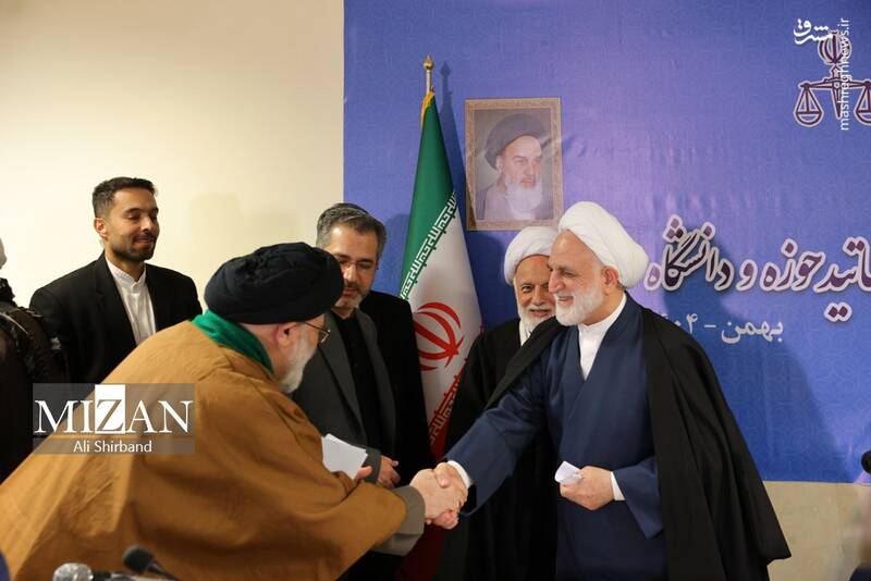 نشست با جمع اساتید حوزه و دانشگاه استان مرکزی