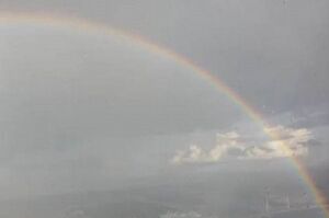 فیلم/ رنگین کمان در حرم مطهر امام رضا(ع)