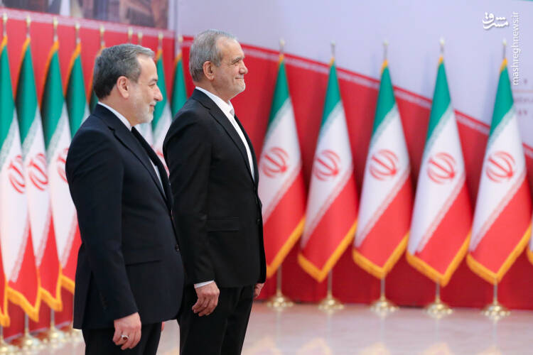 عکس/ مراسم رسمی سلام سفراء به رئیس جمهور