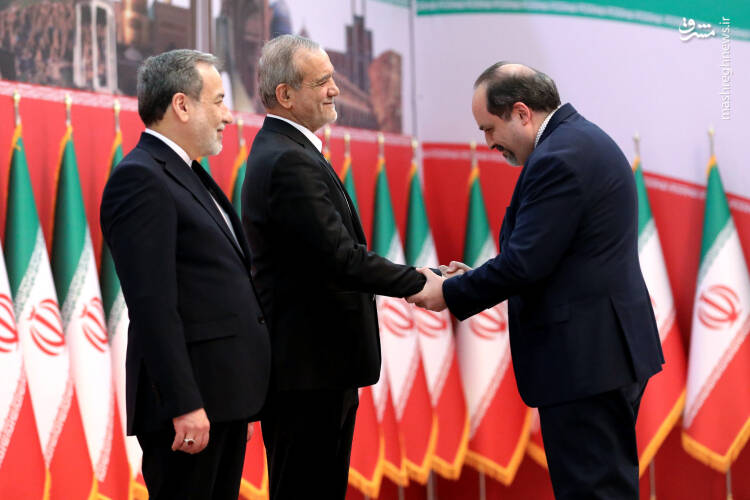 عکس/ مراسم رسمی سلام سفراء به رئیس جمهور