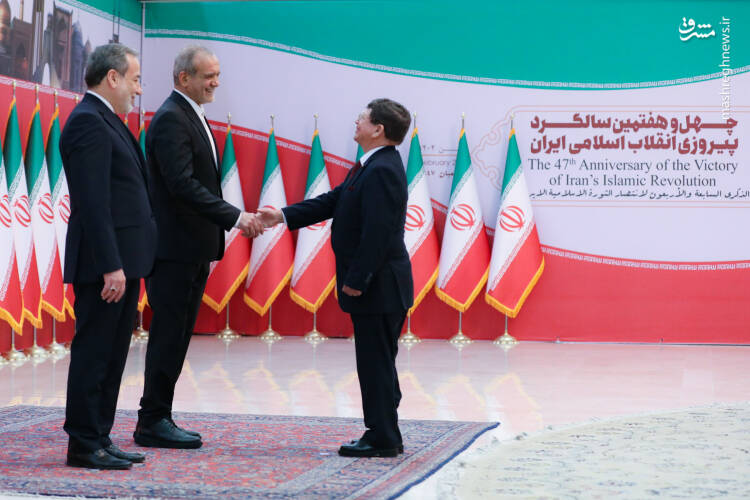 عکس/ مراسم رسمی سلام سفراء به رئیس جمهور