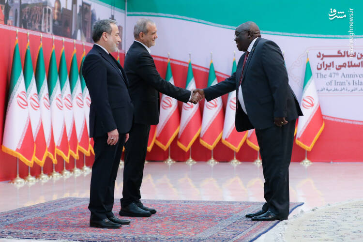 عکس/ مراسم رسمی سلام سفراء به رئیس جمهور