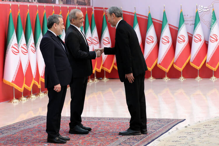 عکس/ مراسم رسمی سلام سفراء به رئیس جمهور