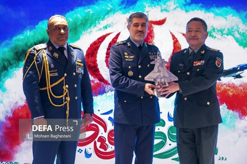 جنگنده،هوايي،نيروي،ايران،ارتش،چين