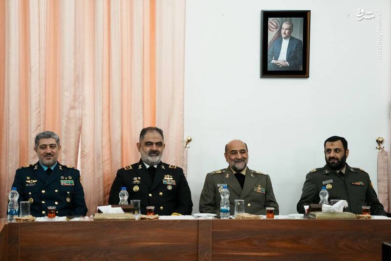 میزبانی عراقچی از فرماندهان ارشد ارتش+ عکس