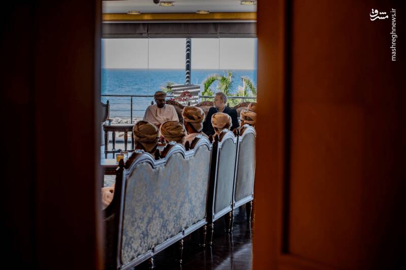 گفت‌وگوی لاریجانی با وزیر خارجه عمان+ عکس