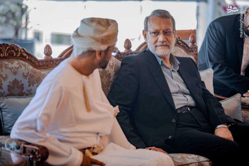 گفتوگوی لاریجانی با وزیر خارجه عمان+ عکس