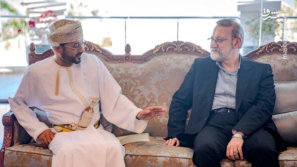 گفتوگوی لاریجانی با وزیر خارجه عمان+ عکس