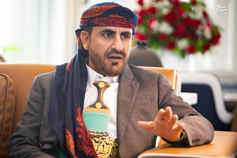 عکس/ دیدار لاریجانی با سخنگوی انصارالله یمن