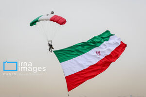 روستایی که در میانه برف پای کار انقلاب آمد